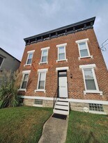 213 Adela Ave in Ludlow, KY - Building Photo