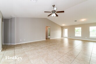 617 SW 13th Terrace in Cape Coral, FL - Building Photo - Building Photo