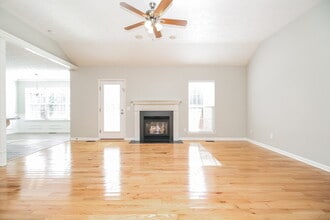 102 Spring Creek Trail in Hendersonville, TN - Building Photo - Building Photo