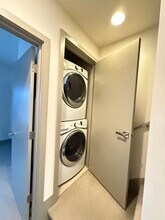 4143 California Ave SW in Seattle, WA - Foto de edificio - Building Photo