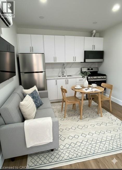 259 John St S in Hamilton, ON - Building Photo - Building Photo