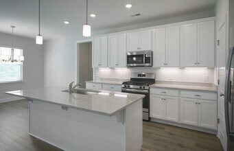 7 Callen Oak Wy in Greenville, SC - Building Photo - Building Photo