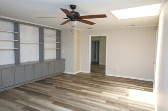 111 Fairway Dr in Valdosta, GA - Building Photo - Building Photo