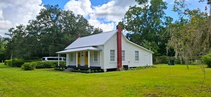 14847 NE 142nd St in Waldo, FL - Building Photo - Building Photo