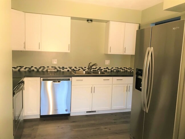 property at 1014 Willow Hwy