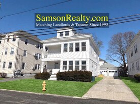 178 Hillside Ave in Pawtucket, RI - Building Photo