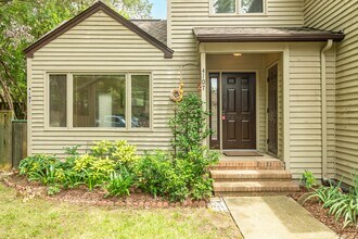 4107 Beechnut Ln in Durham, NC - Building Photo - Building Photo