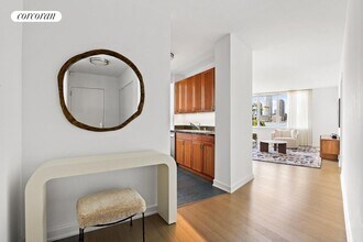 20 River Ter. in New York, NY - Foto de edificio - Building Photo