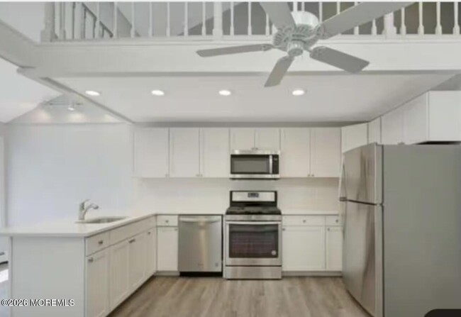 170 1st Ave in Manasquan, NJ - Building Photo - Building Photo