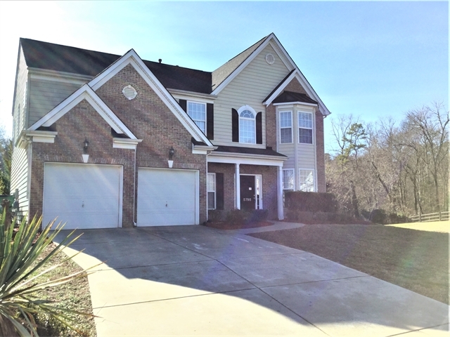 5798 Crimson Oak Ct in Harrisburg, NC - Building Photo