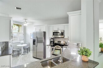 8385 Excalibur Cir in Naples, FL - Building Photo - Building Photo