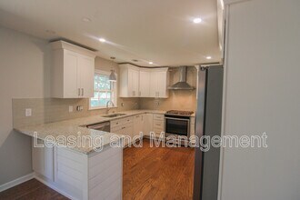 2345 Wofford Rd in Charleston, SC - Building Photo - Building Photo