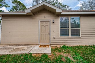 10954 Amblewood St in Willis, TX - Building Photo - Building Photo