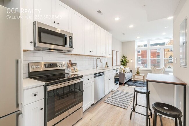 property at 2825 W Girard Ave