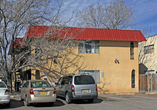 919-923 Alvarado Dr SE in Albuquerque, NM - Foto de edificio - Building Photo