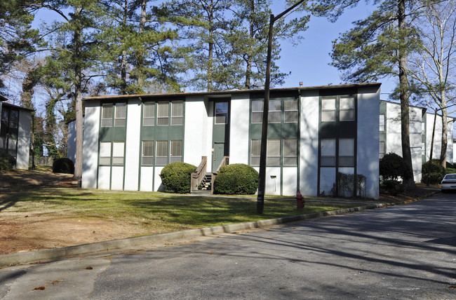 Martin Manor in Atlanta, GA - Foto de edificio - Building Photo