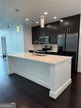1080 Peachtree St NE in Atlanta, GA - Building Photo - Building Photo