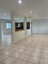 10213 SW 8th St in Miami, FL - Building Photo - Building Photo
