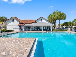 Boca Arbor Club Apartments in Boca Raton, FL - Building Photo - Building Photo