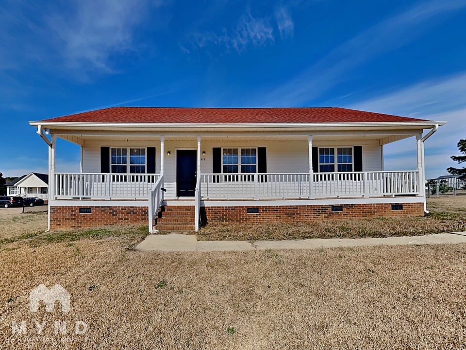 112 Arthur Dr in Clayton, NC - Building Photo