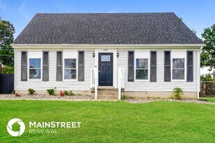 1214 Keane Ave in La Grange, KY - Building Photo