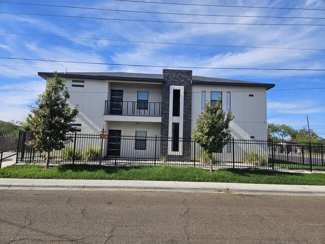 property at 2907 Clark Blvd