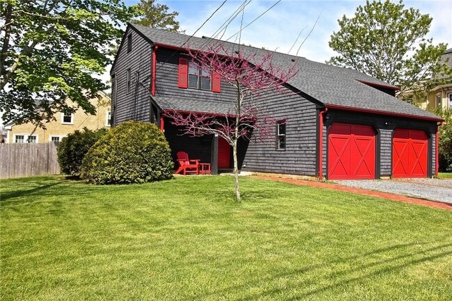 55 Annandale Rd in Newport, RI - Building Photo - Building Photo