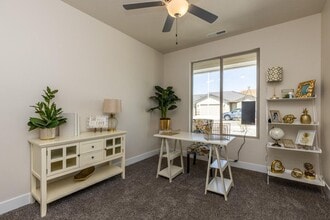 1453 W 460 N in Hurricane, UT - Building Photo - Building Photo