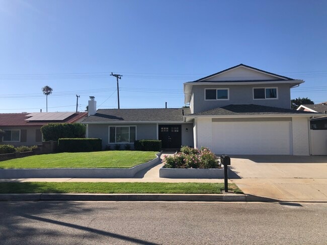 2171 Cheam Ave in Simi Valley, CA - Building Photo - Building Photo