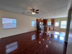 406 Price Dr in Wharton, TX - Building Photo - Building Photo