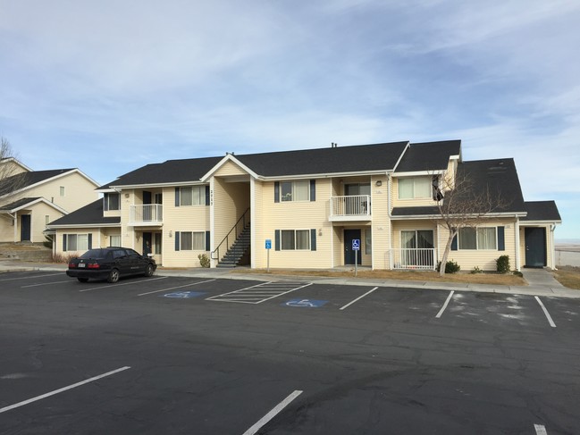 Stone Creek Apartments in West Wendover, NV - Foto de edificio - Other