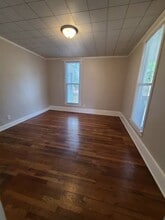 211 N. New St., Apt. 4, Unit 4 in Kirksville, MO - Building Photo - Building Photo
