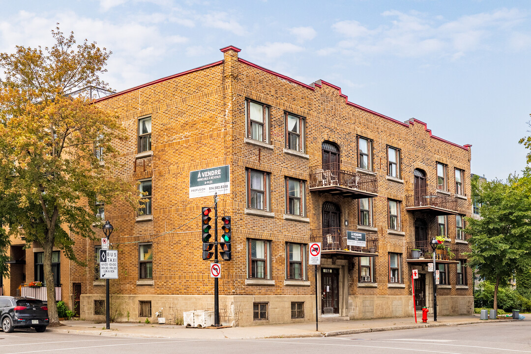 1152-1160 Alexandre-Desève Rue in Montréal, QC - Building Photo