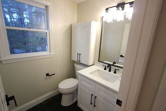 4 Pinecrest Village in Hopkinton, MA - Building Photo - Building Photo