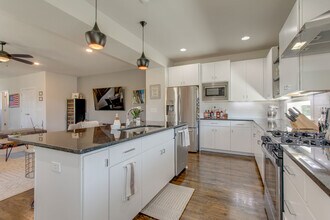 1515 Porter Rd in Nashville, TN - Foto de edificio - Building Photo