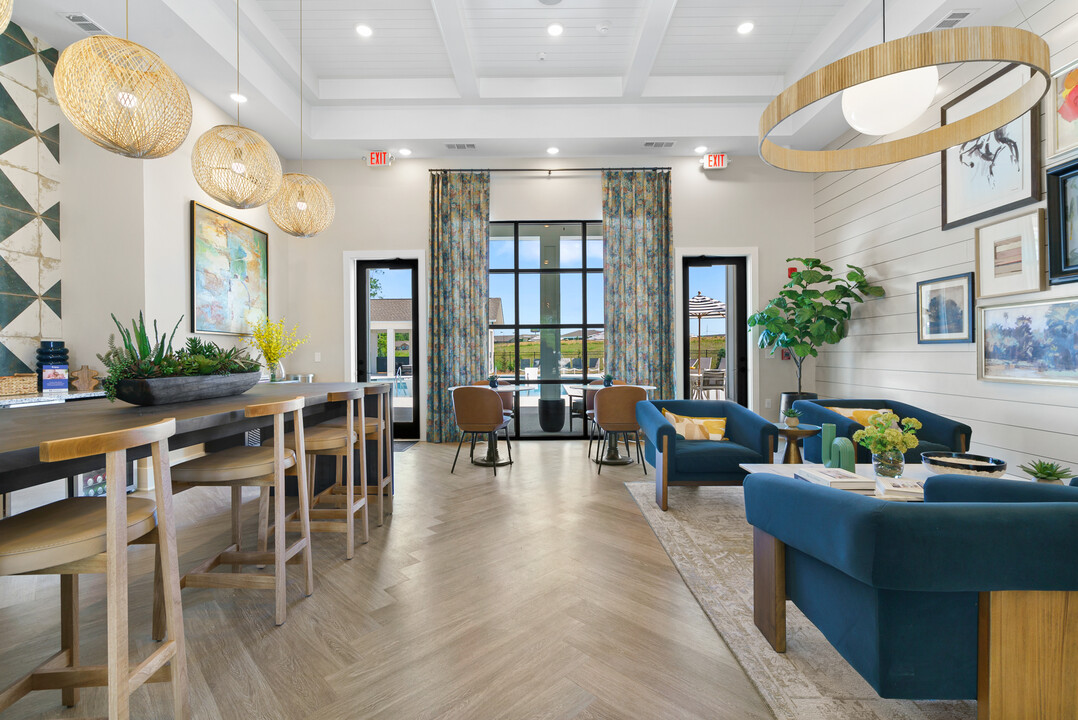 The Exchange in Calhoun, GA - Foto de edificio