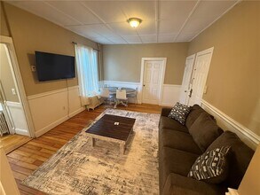 33 Ann St in Newport, RI - Building Photo - Building Photo