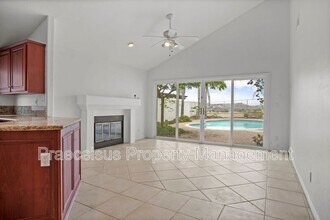 5364 Dressage Dr in Bonita, CA - Building Photo - Building Photo