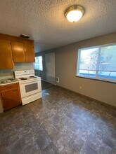 1-1005-1002 S 11th Ave in Yakima, WA - Building Photo - Building Photo