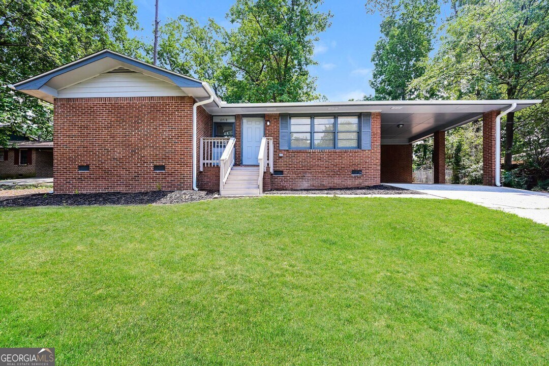6418 Monica Dr in Morrow, GA - Building Photo