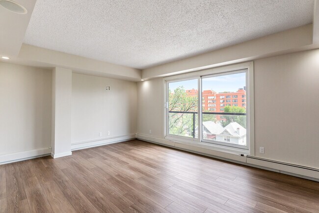 10140-115 115 St NW in Edmonton, AB - Building Photo - Building Photo