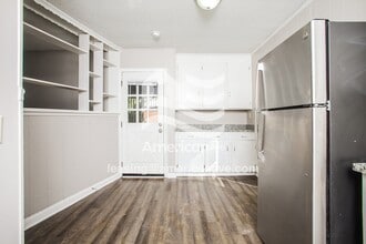 4633 Corbett St in Columbia, SC - Foto de edificio - Building Photo