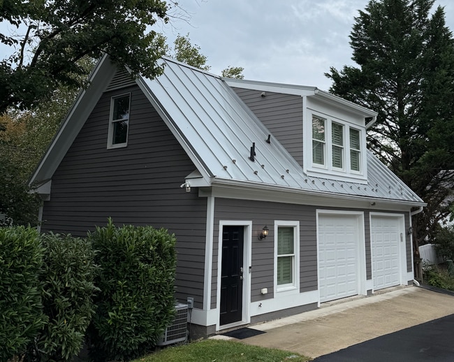 property at 312 Tschiffely Square Rd