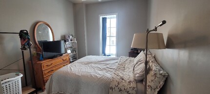 219 Park Row, Unit B in St. Peter, MN - Building Photo - Building Photo