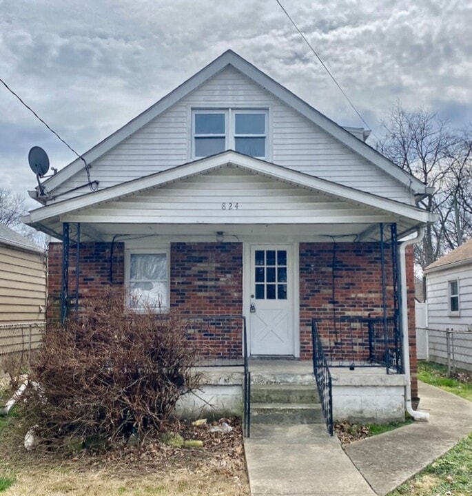 824 Brentwood Ave in Louisville, KY - Building Photo