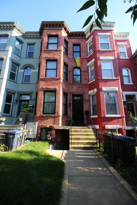 1022 Park Rd NW in Washington, DC - Foto de edificio