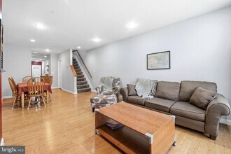 2040 Orleans St in Baltimore, MD - Building Photo - Building Photo