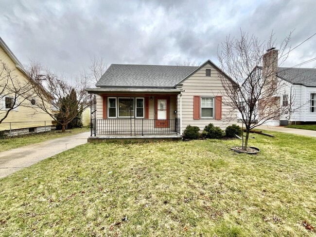 809 Eastern Ave NE in Grand Rapids, MI - Building Photo - Building Photo