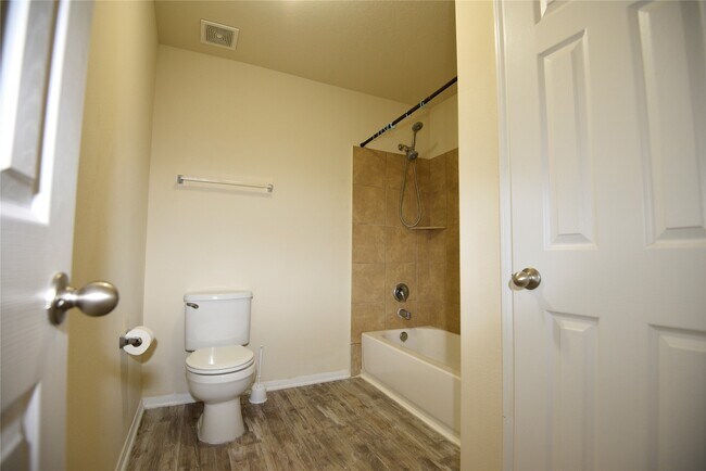 9997 Hyacinth Way in Conroe, TX - Foto de edificio - Building Photo