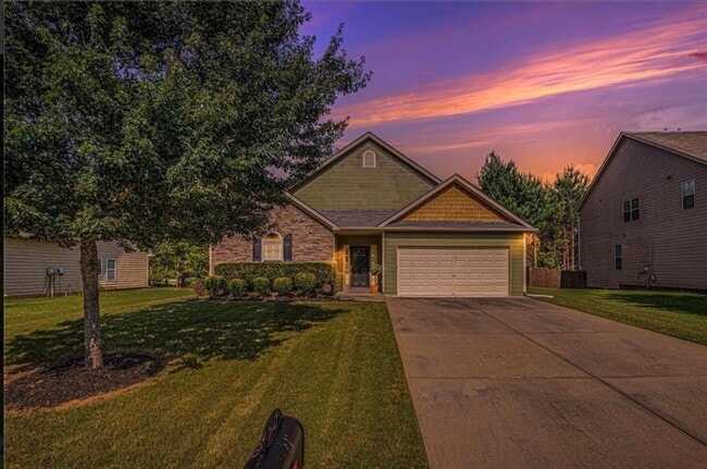 property at 2642 Dayview Ln